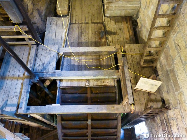 20160920 mill creek looking down on water wheel p1170668 768x576