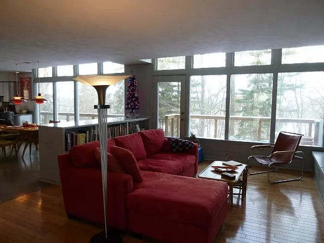 905c480ed61781a80b3c74f11795751f uncropped scaled within 1536 1152