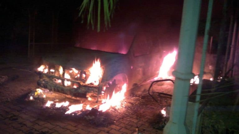 Armoured embassy SUV burning on the night of the Sept. 11 2012 Benghazi attack at QRF villa. Photo by Zahid Arman 768x431