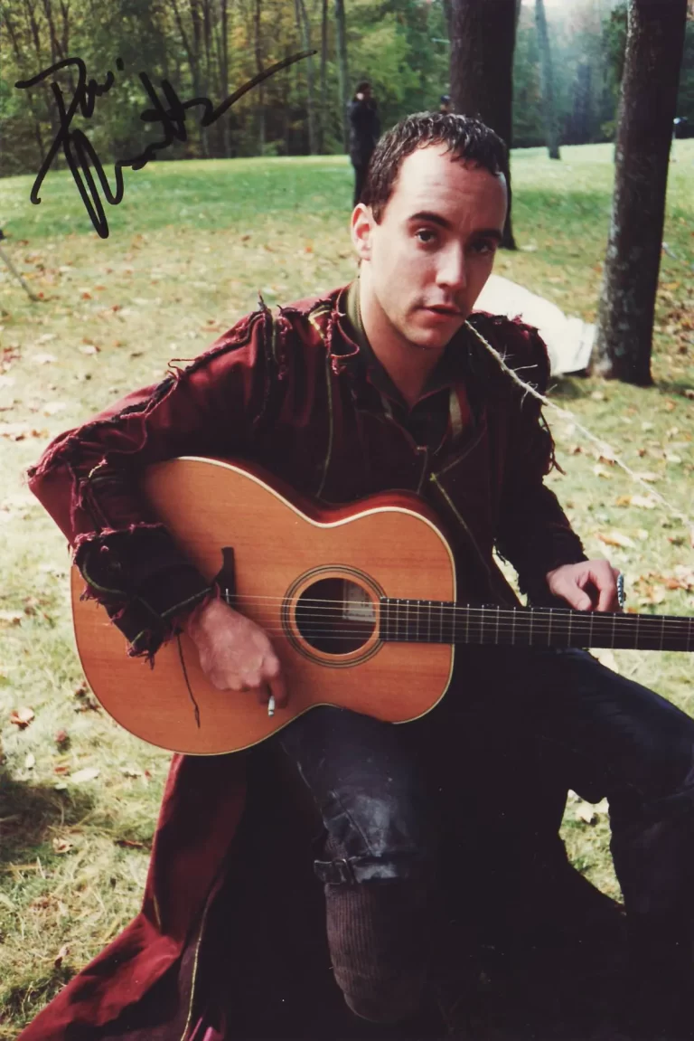 ghows TH a4b7f40b 5627 4af3 ad6d cc296bc6e942 6fdaba70 768x1151