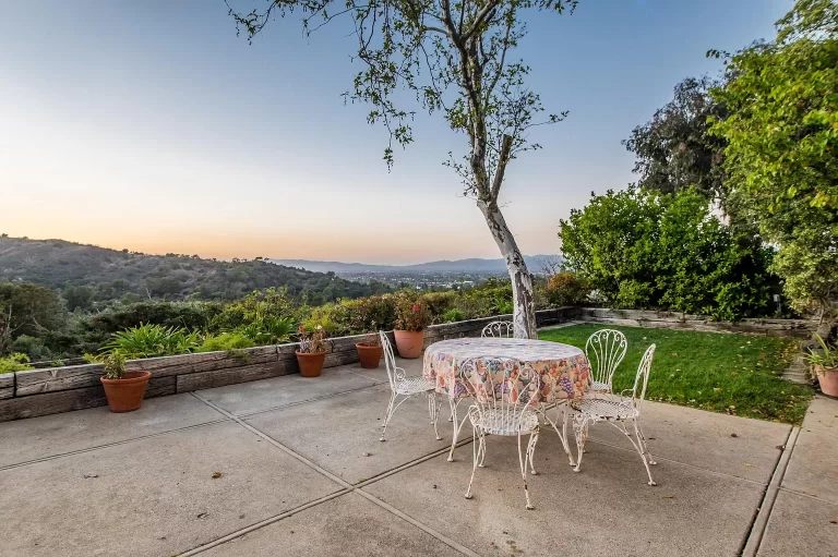 13a75a308cbd1c44aabd617fa9608380 uncropped scaled within 1536 1152 768x511