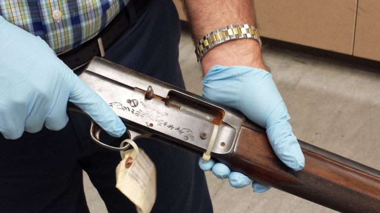 https   cdn.cnn .com cnnnext dam assets 160318002338 cobain shotgun 768x432