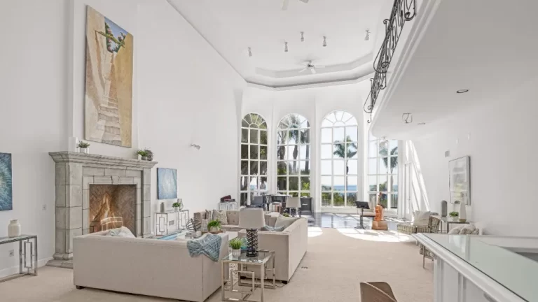 30333MorningViewDr MalibuCalifornia DECalifornia Agent DouglasElliman Photography 109160631 high res 768x432